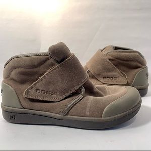Bogs Size 2 Sammy Velcro Gray Waterproof Leather Boots Like New